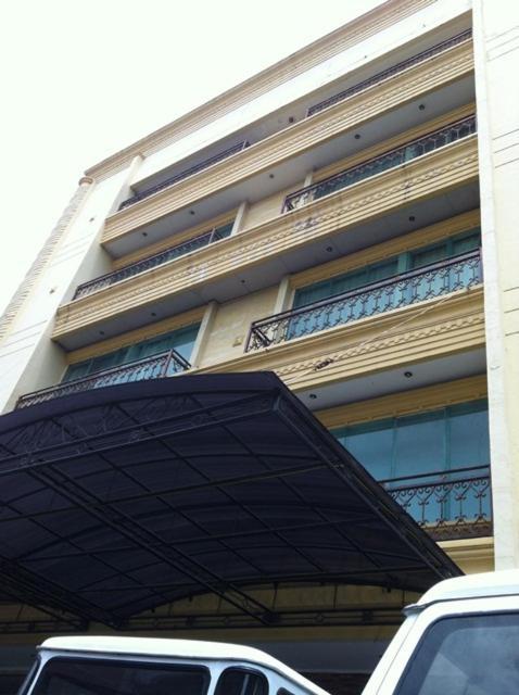 Hotel Maricaya Makassar Luaran gambar