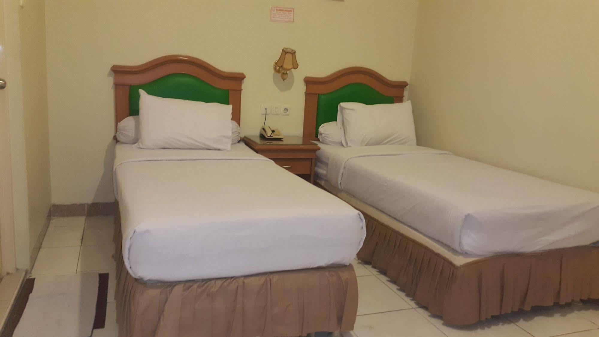 Hotel Maricaya Makassar Luaran gambar