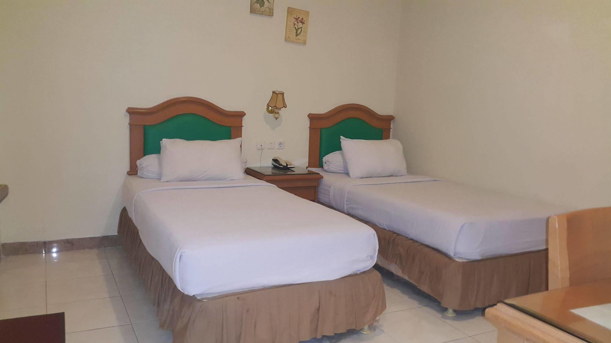 Hotel Maricaya Makassar Luaran gambar