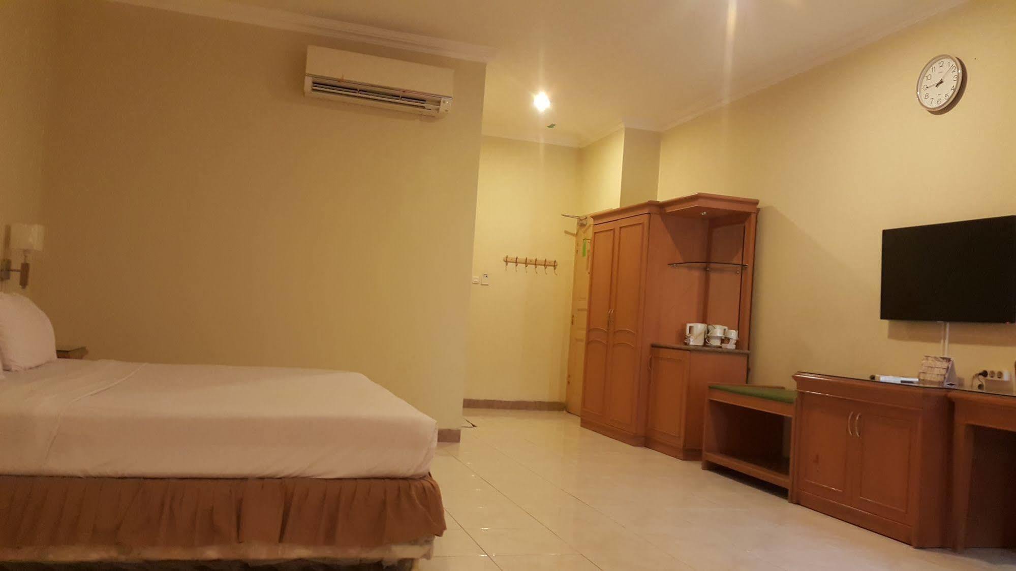 Hotel Maricaya Makassar Luaran gambar