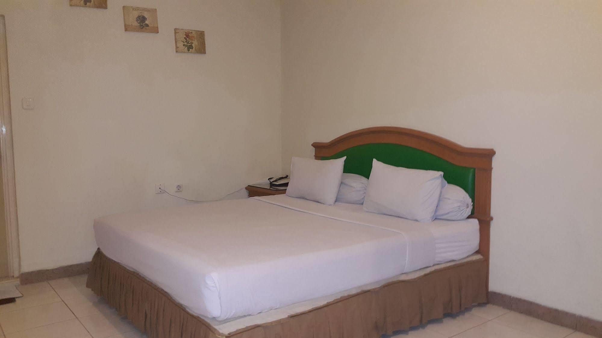 Hotel Maricaya Makassar Luaran gambar